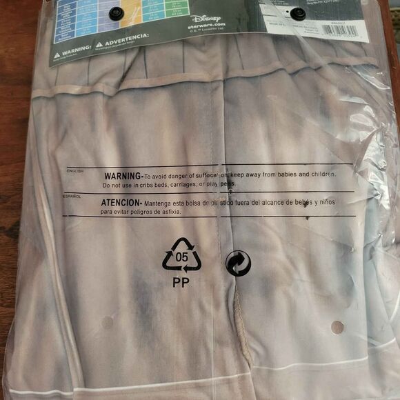 NIOP Boys Size 6 Finn Star Wars Halloween Costume - Picture 5 of 6